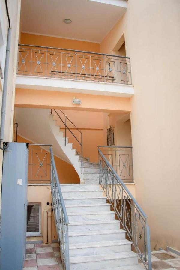 Home Patras Zewnętrze zdjęcie
